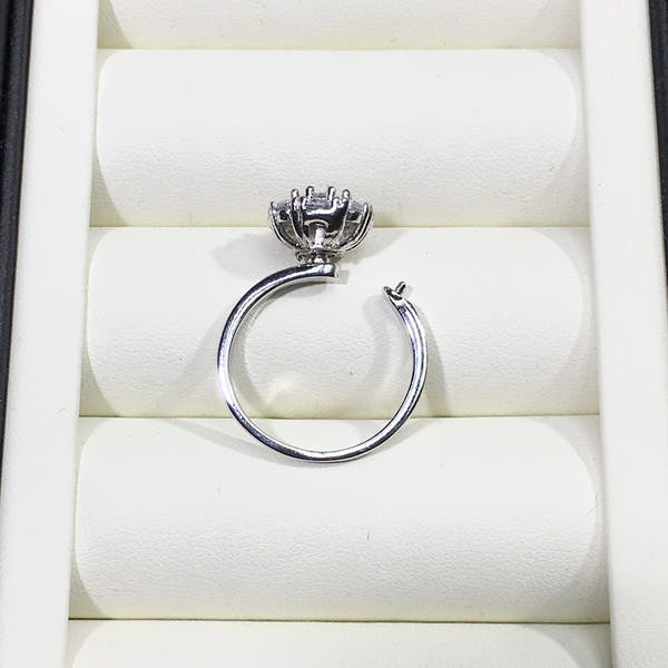 Silver Rotating Pearl Ring