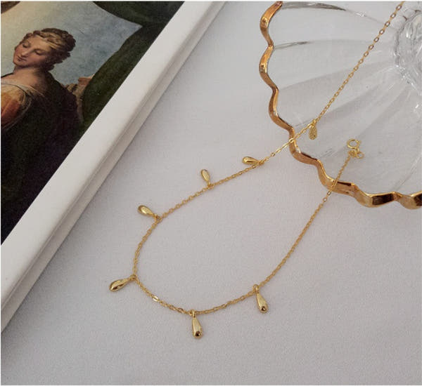 Silver Temperament Drop Necklace