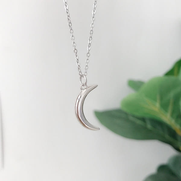 silver diamond moon necklace