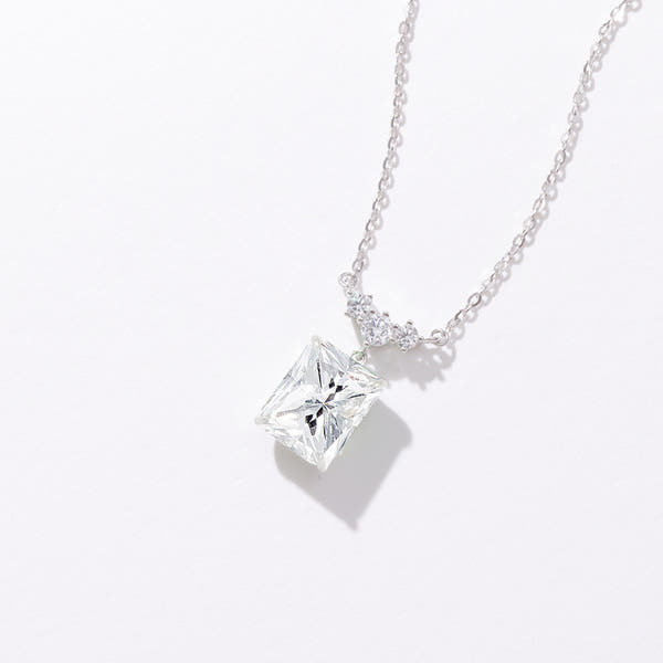 Silver Light Luxury Square Diamond Necklace
