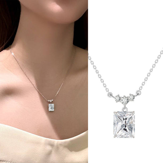 Silver Light Luxury Square Diamond Necklace
