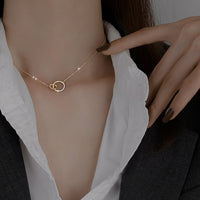 Silver Niche Design Circle Necklace