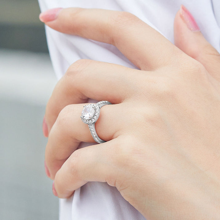 Women's Fashion Sterling Silver Zircon Wedding Ring null