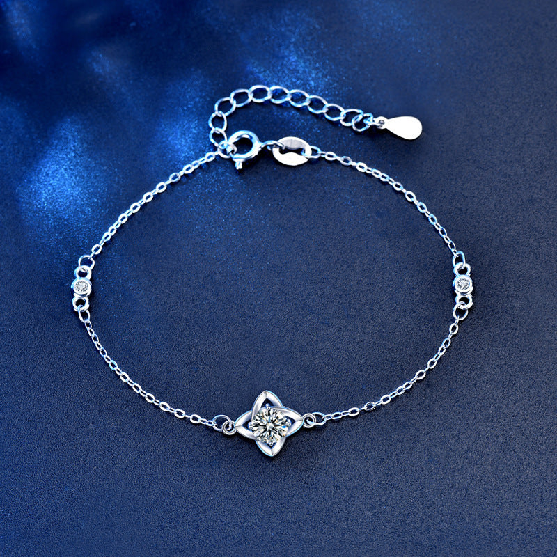 Women's  Silver Moissanite Clover Bracelet