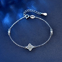 Women's  Silver Moissanite Clover Bracelet