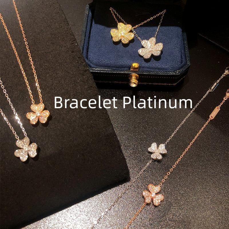 Silver Necklace Micro Diamond Clover