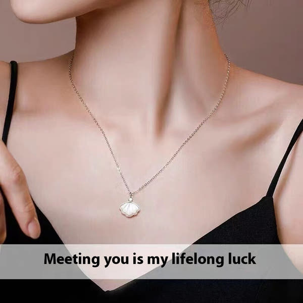 Silver Projection Shell Fritillary Necklace