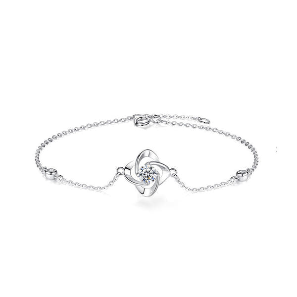 Women's  Silver Moissanite Clover Bracelet